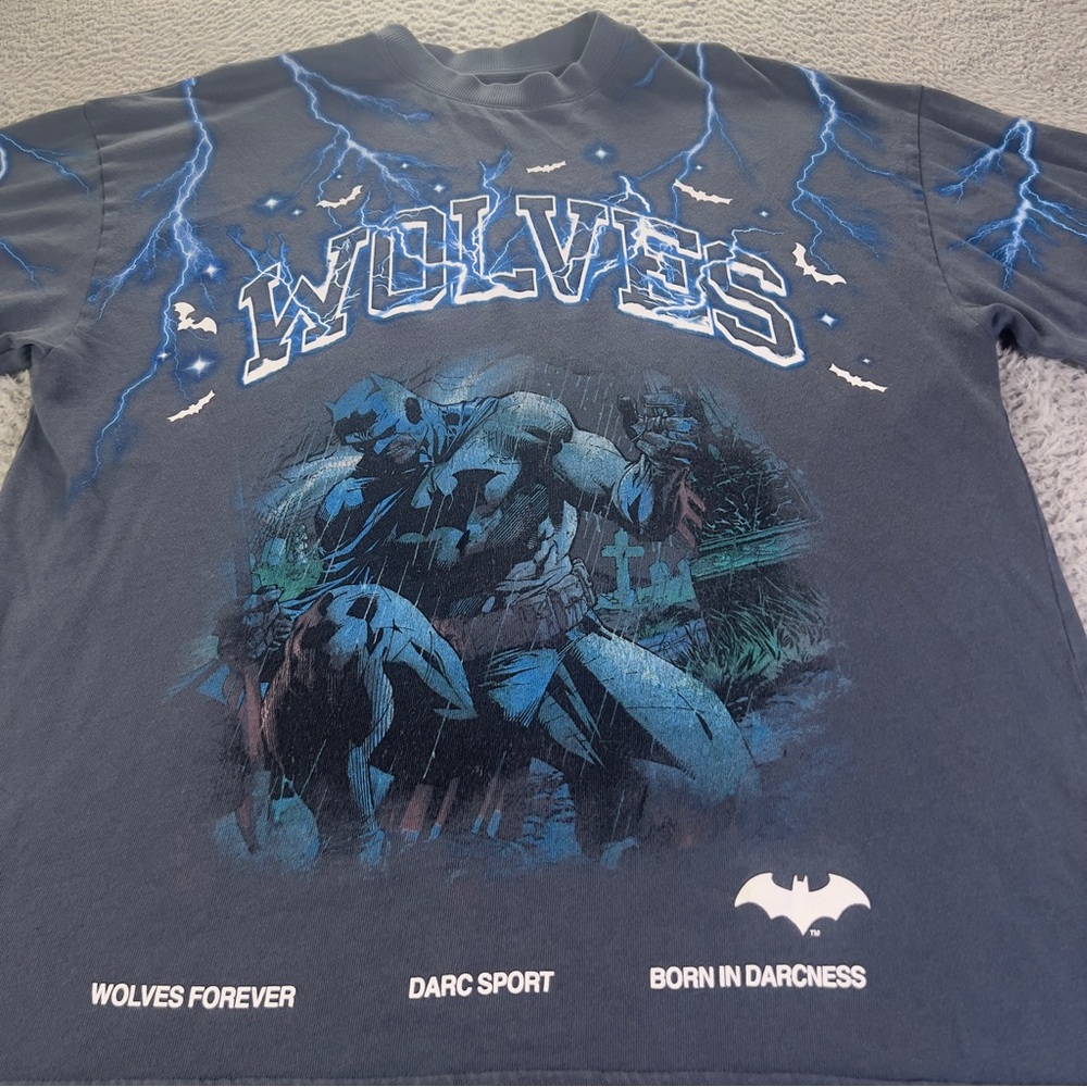 Darc Sport x Batman Shirt Mens Medium Blue Lightning Wolves Club Oversized Tee - Picture 6 of 9